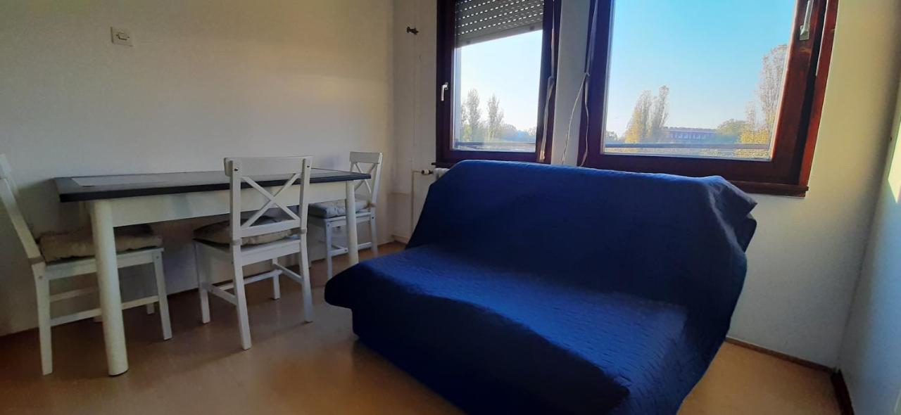Apartment Student City, Wifi 300Mbs เบลเกรด ภายนอก รูปภาพ